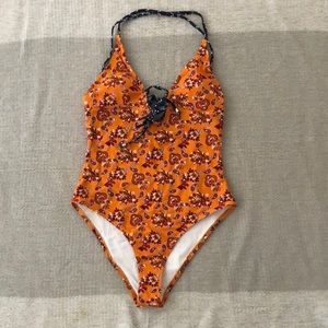 One piece bathing suit